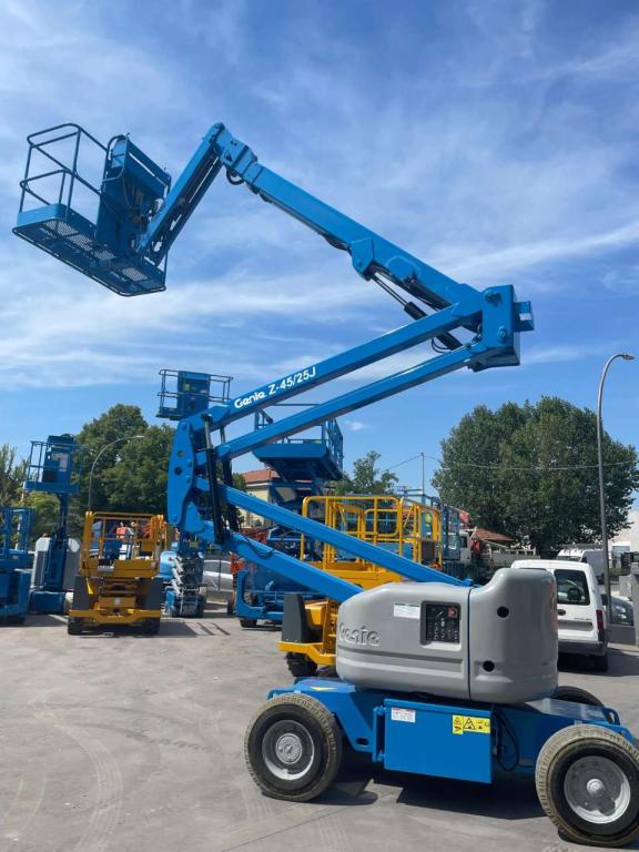 Genie Z45/25J Bienergy Foto 6