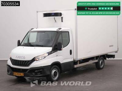 Iveco Daily 35S14 Automaat Achterdeuren Zijdeur Koelwagen Airco Cruise Parkeersensoren Euro6 Koel Koeler in vendita da BAS World B.V.