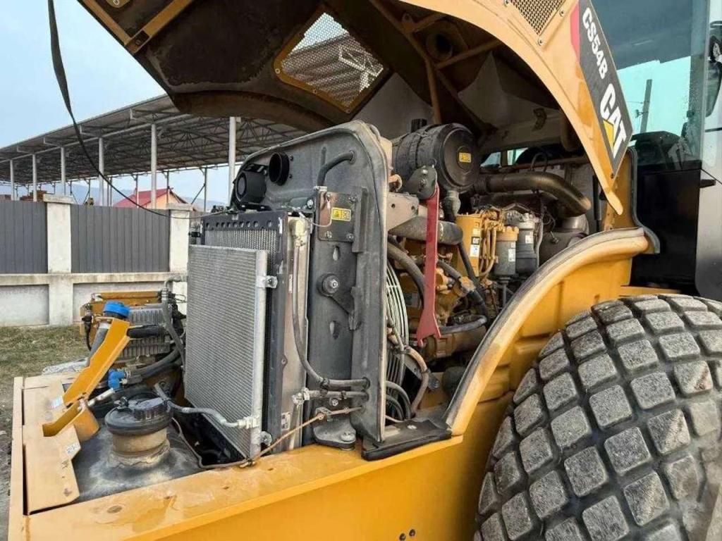Caterpillar CS54B Foto 8