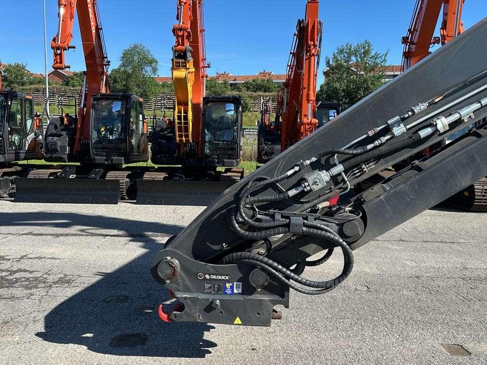 Hitachi KMC750S-7 Foto 6