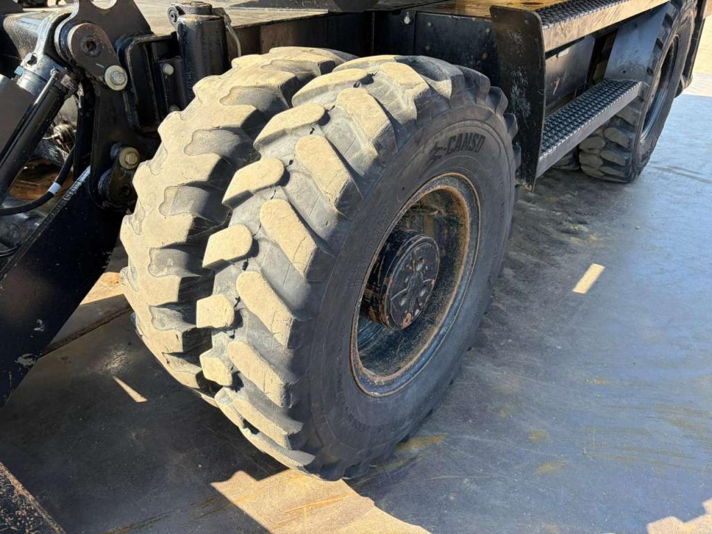 Caterpillar M313D VA - Outriggers + Blade Foto 19