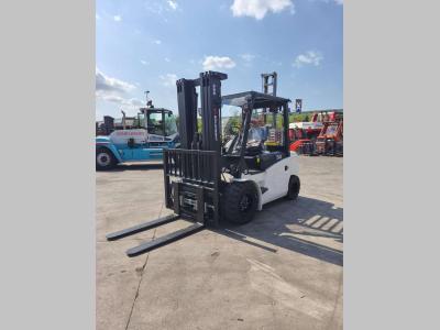 EP Equipment CPD50L1 in vendita da Uni.Trucks Srl