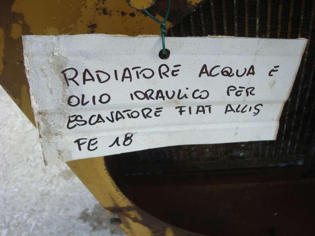 Radiatore acqua olio per Fiat Allis FE18 Foto 7