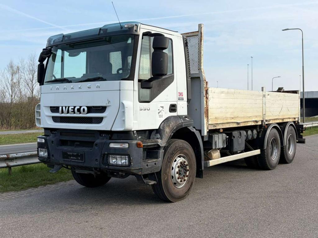Iveco 330 6x4 Foto 1