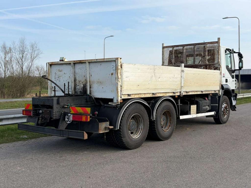 Iveco 330 6x4 Foto 5