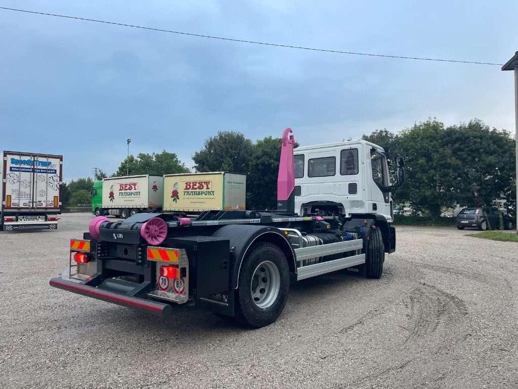 Iveco EUROCARGO 180K32 SCARRABILE NUOVO Foto 4
