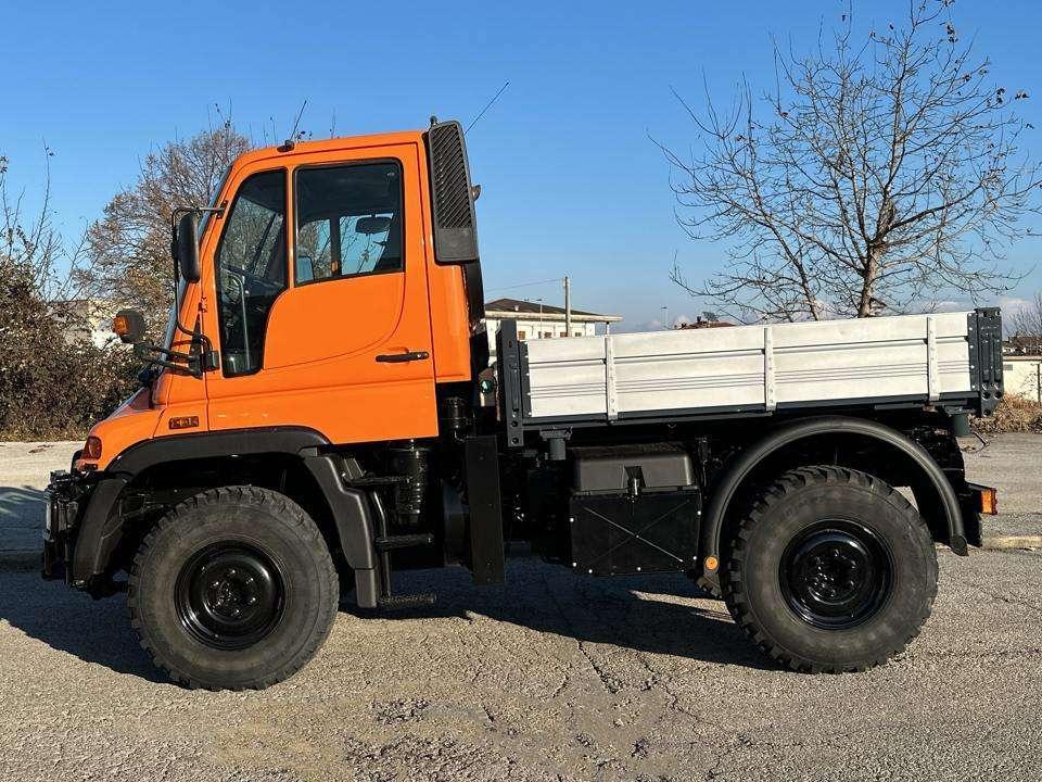 Mercedes-Benz Unimog 405-10 4X4 Foto 2