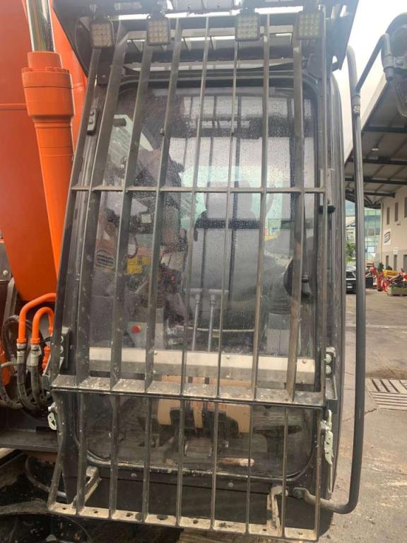Hitachi ZX210LCN-6 Foto 4