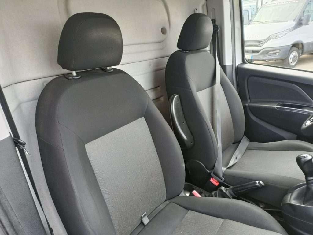 Fiat Doblo Foto 16