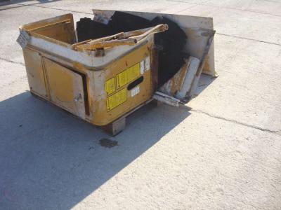 Cofanatura e carter carrozzeria per Fiat Allis FR 12 in vendita da OLM 90 Srl