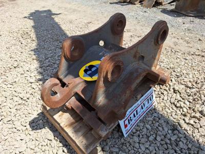 Verachtert CW40 for 19 ton excavators Attacco rapido meccanico in vendita da Balavto