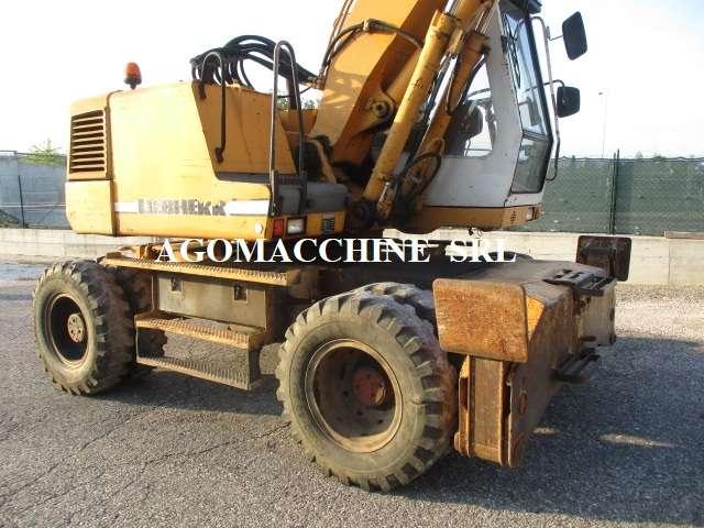 Liebherr 312 Foto 12