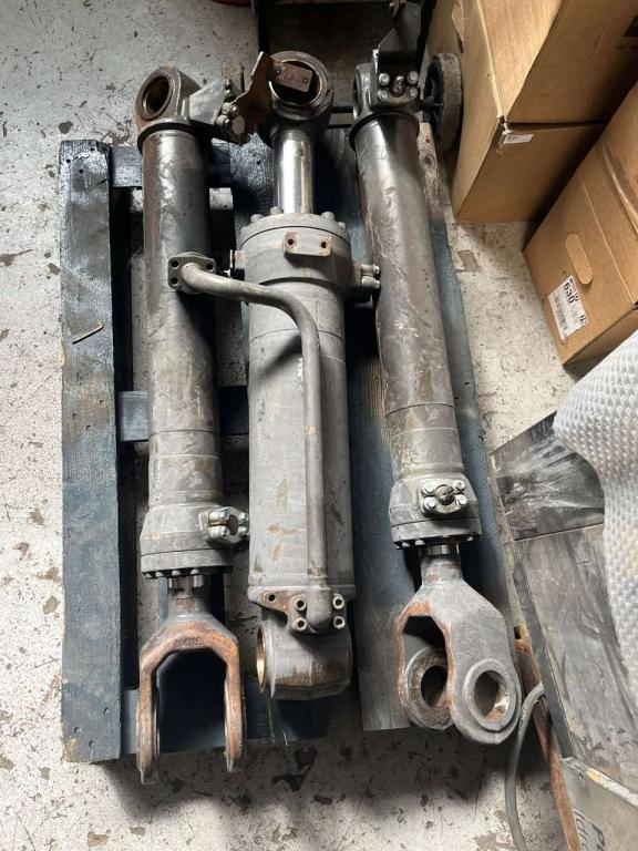 Volvo Braccio, Pistoni, Attacco rapido, Assale per Volvo L60H Foto 1