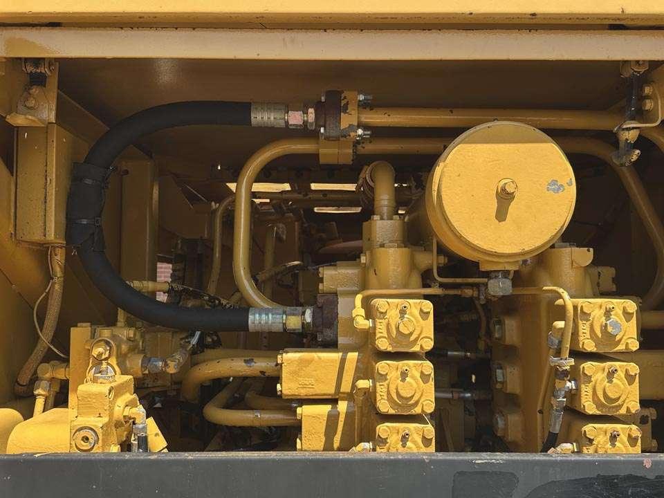 Caterpillar 215B LC Foto 8