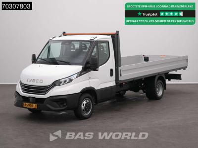 Iveco Daily 35C21 3.0L Automaat Open Laadbak 210PK Dubbellucht 3,5t Trekgewicht ACC LED Airco Camera CarP in vendita da BAS World B.V.