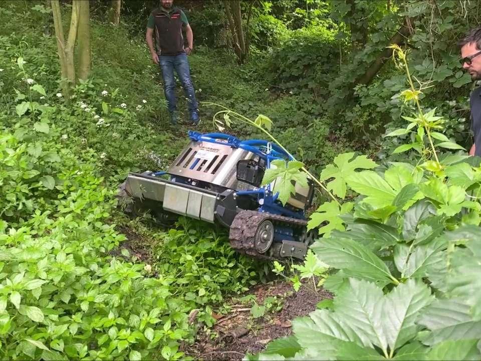XROT SFALCIATUTTO CINGOLATO RADIOCOMANDATO70 EVO - GPS - BIDIREZIONALE Foto 3