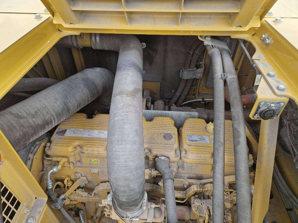 Caterpillar 395 Foto 12