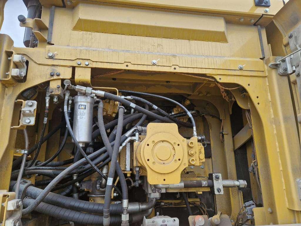 Caterpillar 395 Foto 18