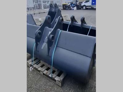 Benna pulizia fossi in vendita da C.A. E P. Ghetti Spa