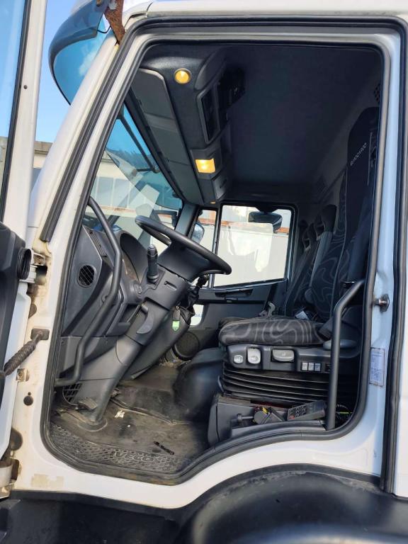 Iveco EUROCARGO 180E32 Foto 18