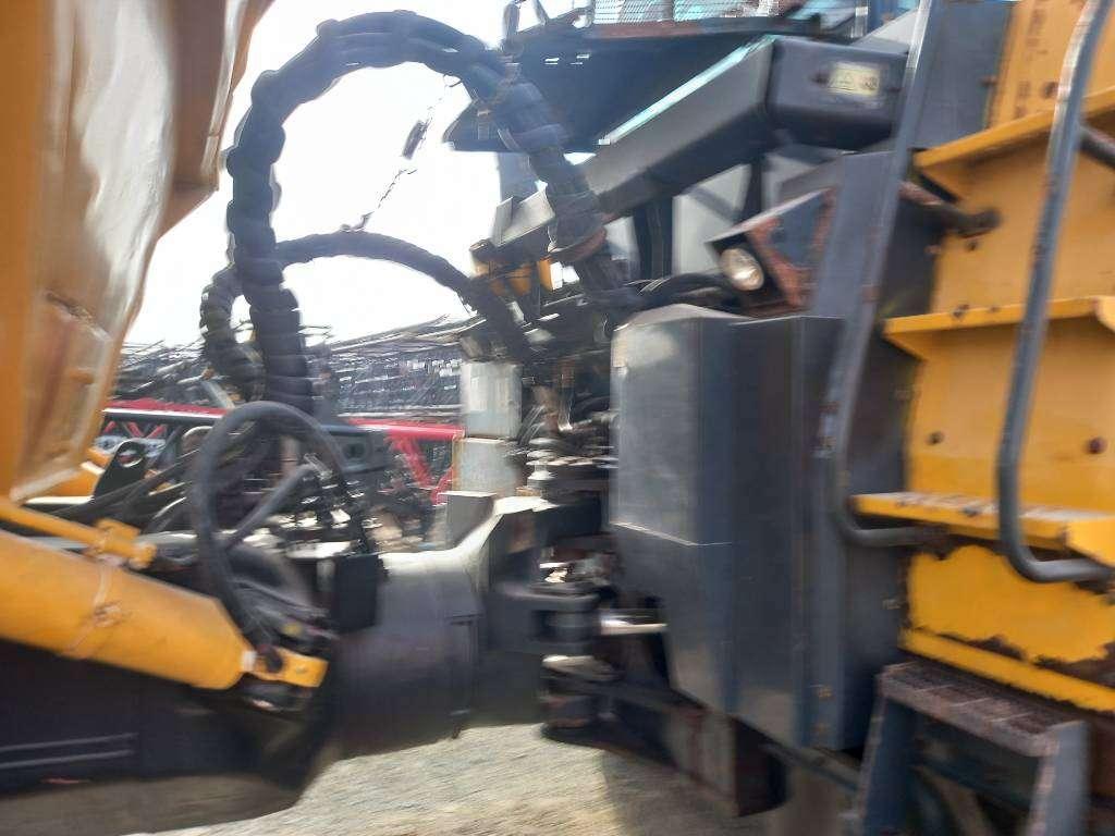 Komatsu HM400-3R (4pcs available for sale in Abu Dhabi) Foto 14