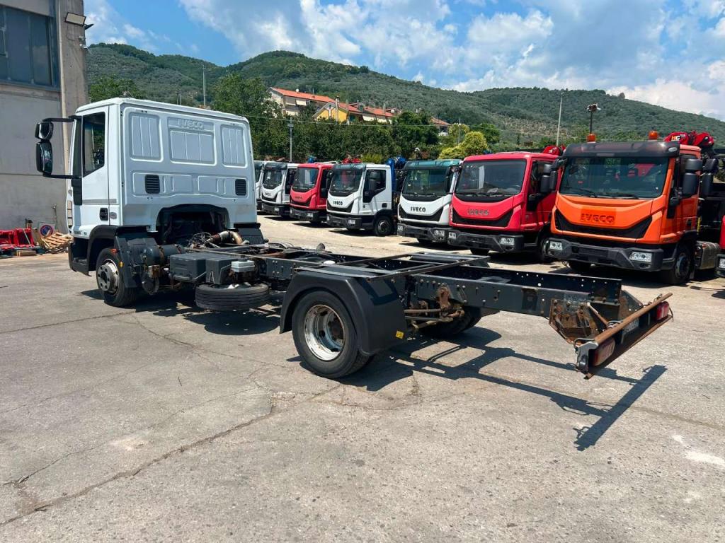 Iveco EUROCARGO 100E18 Foto 19