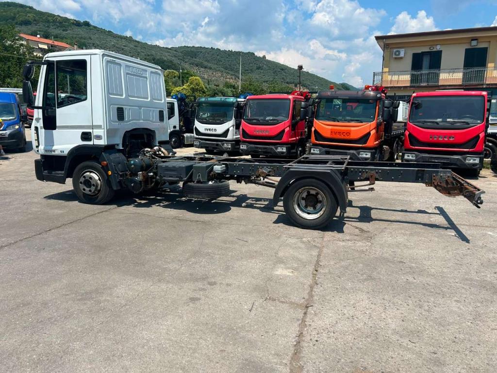 Iveco EUROCARGO 100E18 Foto 21