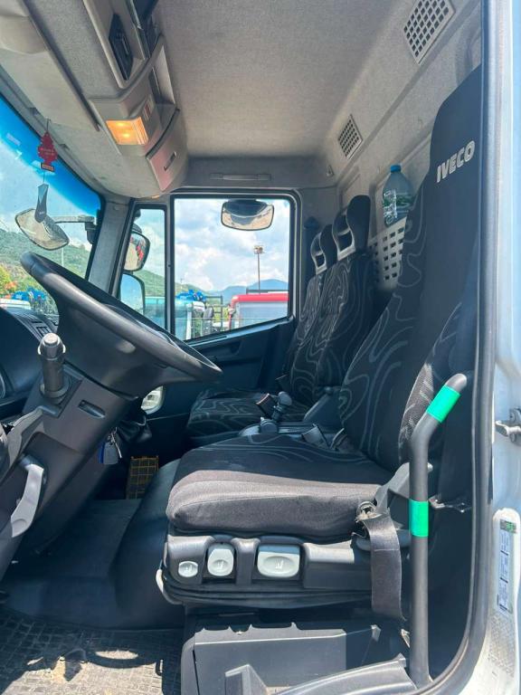 Iveco EUROCARGO 100E18 Foto 23