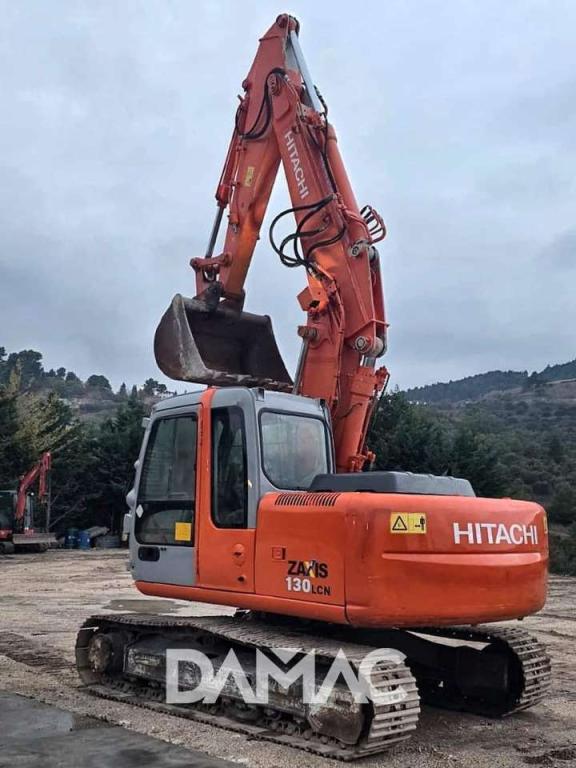 Hitachi ZX130 Foto 2