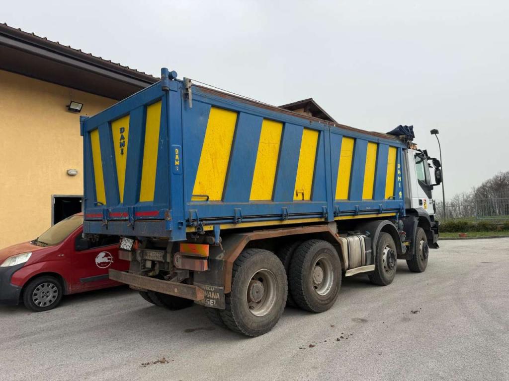 Iveco 450 Foto 2