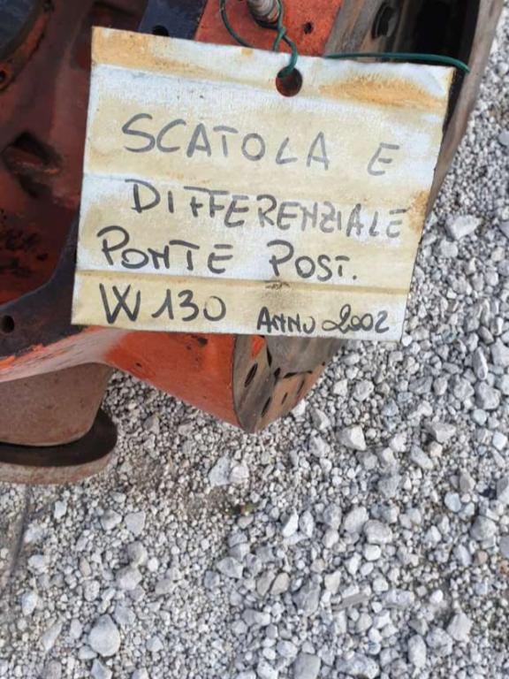 Scatola assale ponte posteriore per Hitachi W130 Foto 8
