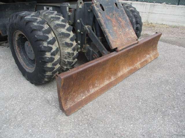 Komatsu PW140-7 Foto 10