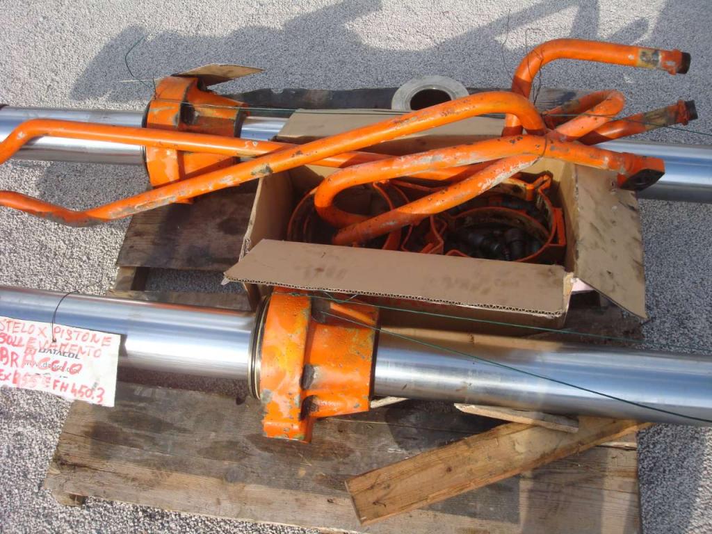 Stelo cilindro per Fiat Hitachi FH450.3 Foto 4