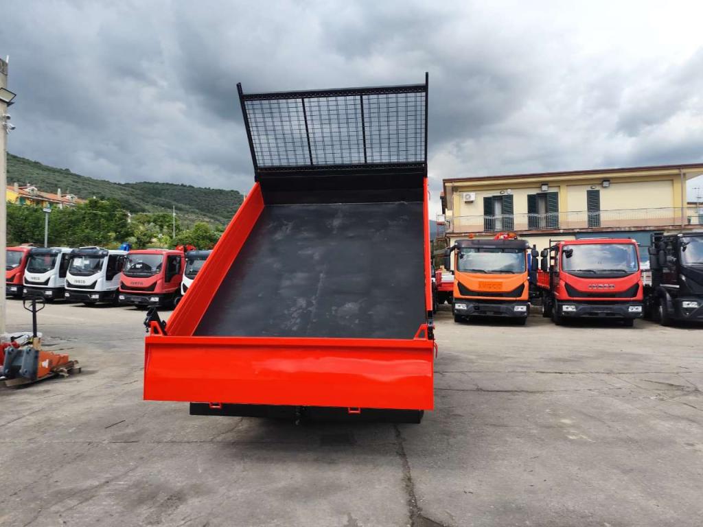 Iveco DAILY 35-140 Foto 28