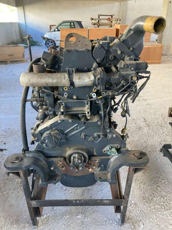 Komatsu SAAA6D125E-5 Foto 2