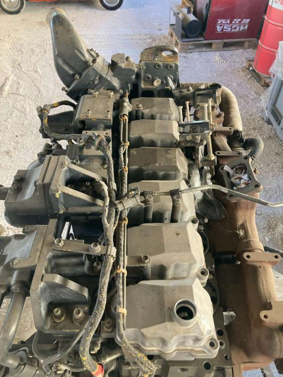 Komatsu SAAA6D125E-5 Foto 4