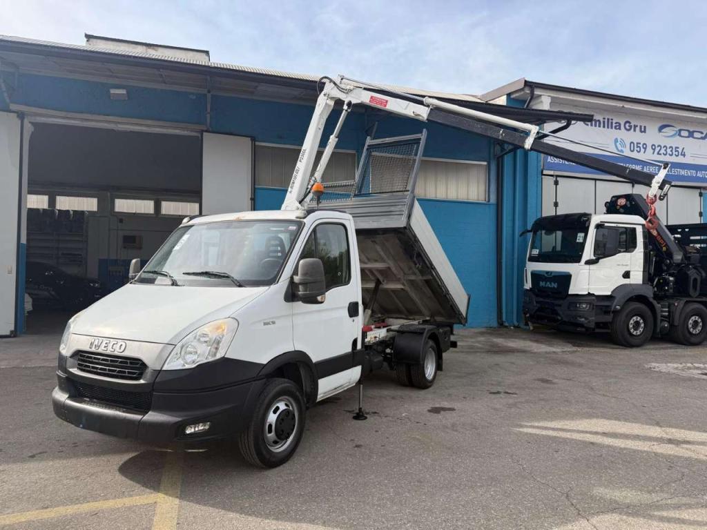 Iveco 35C13 Foto 5