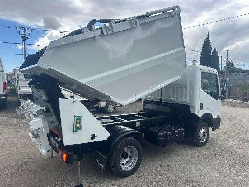 Nissan cabstar 35-11 Foto 3