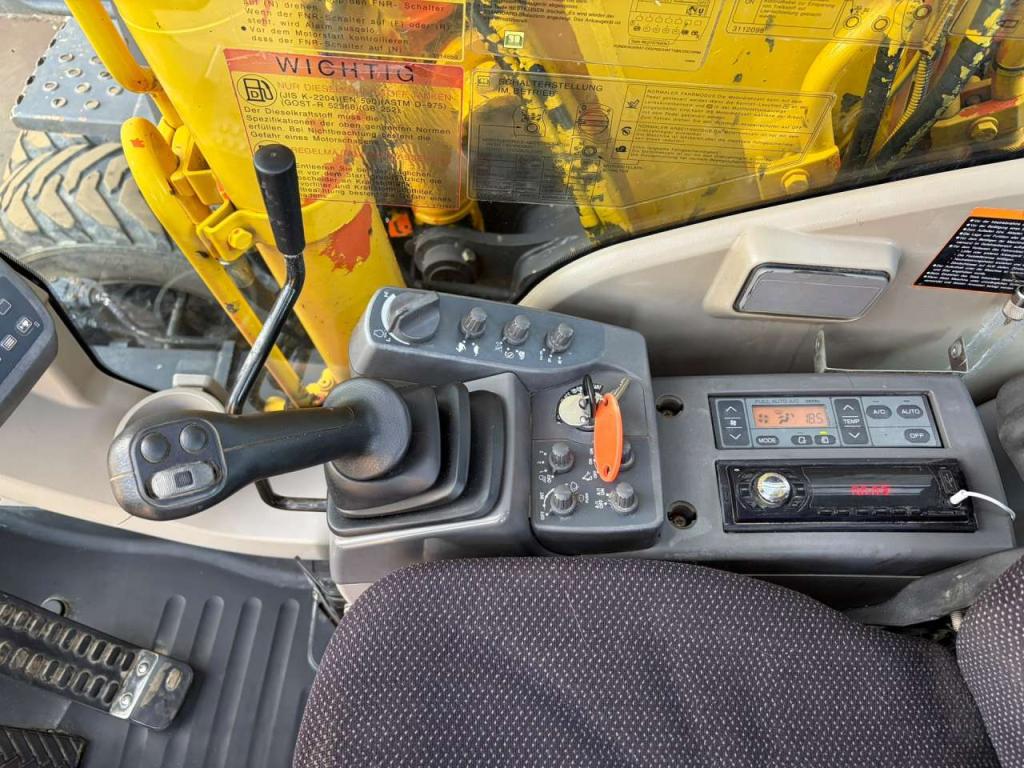 Hitachi ZX140-W3 | German machine Foto 25