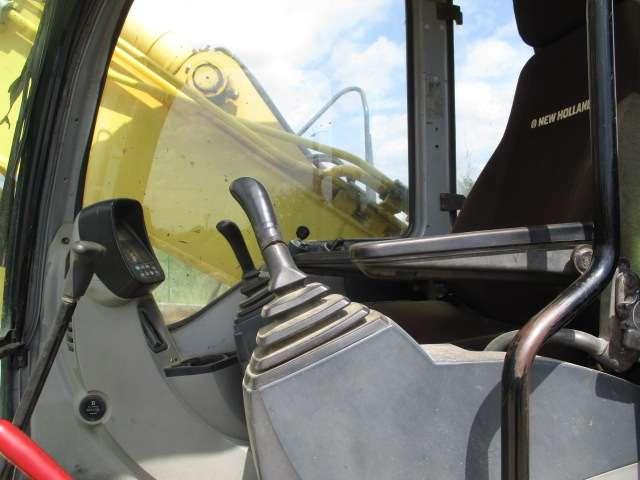 New Holland E215B Foto 14