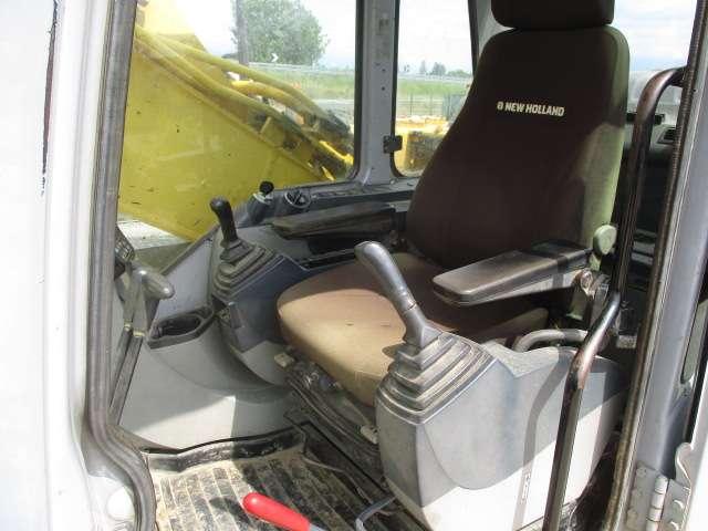 New Holland E215B Foto 15