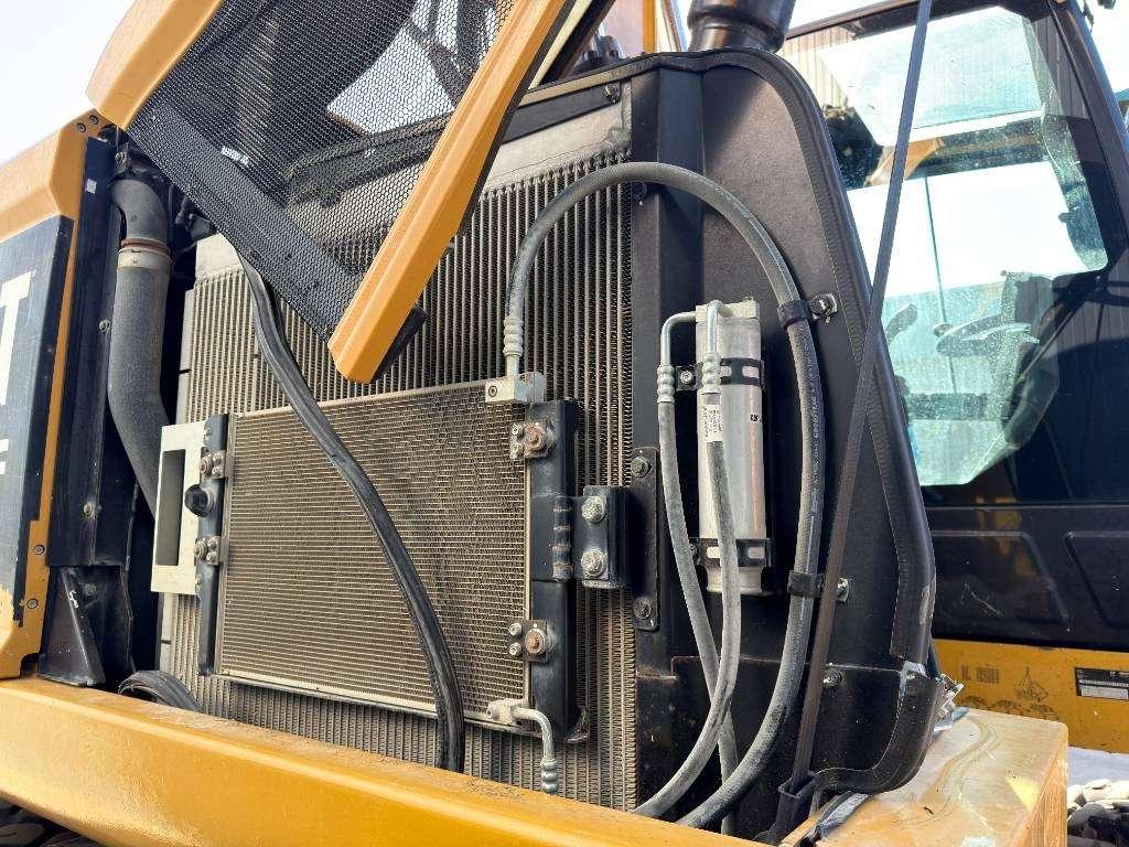 Caterpillar M320F Foto 15