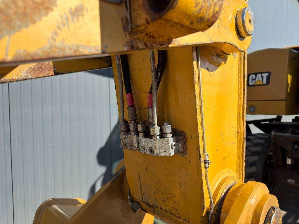 Caterpillar M320F Foto 7