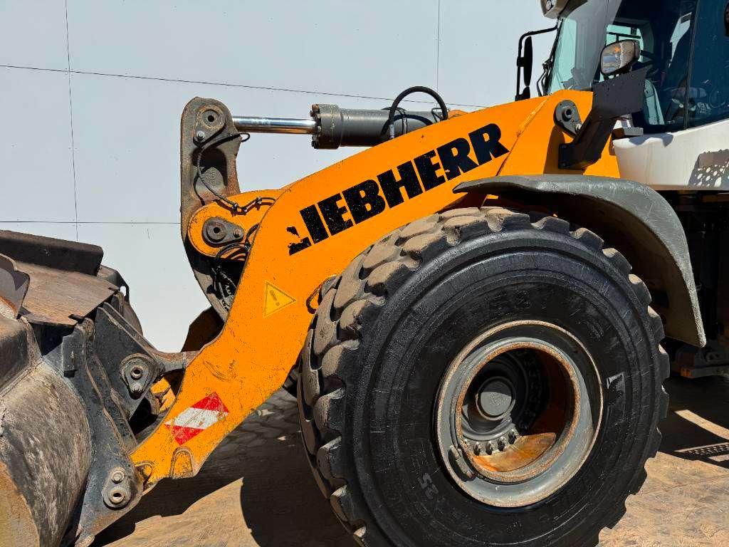 Liebherr L580 - German Machine / Joystick Controls Foto 17