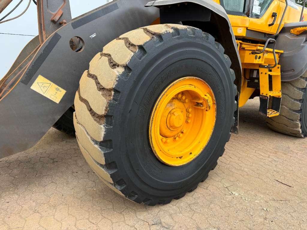 Volvo L110H - Weight System / Backup Camera Foto 23