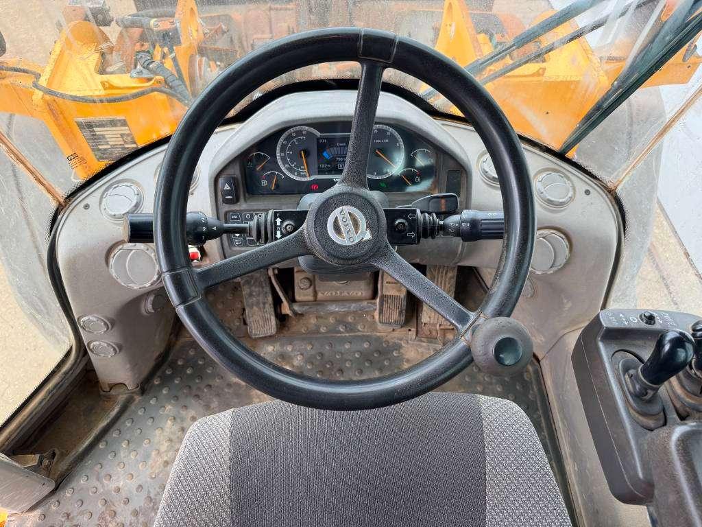 Volvo L110H - Weight System / Backup Camera Foto 8