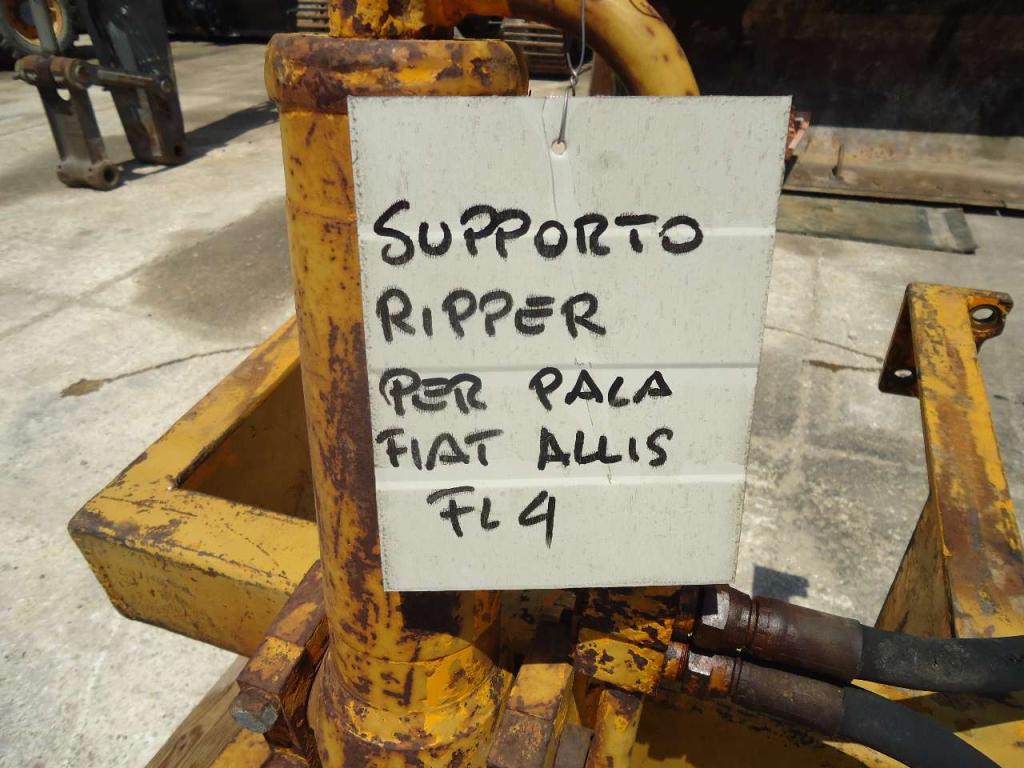 Ripper posteriore per Fiat Allis FL4 Foto 5