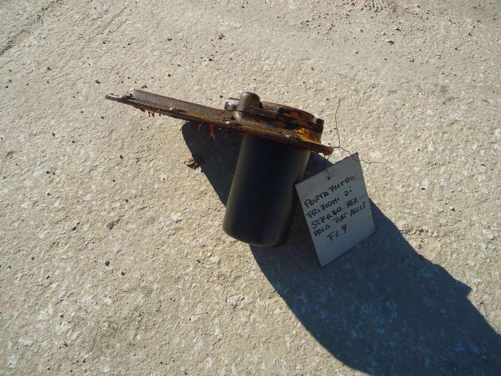 Porta filtro frizioni di sterzo per Fiat Allis FL9 Foto 2