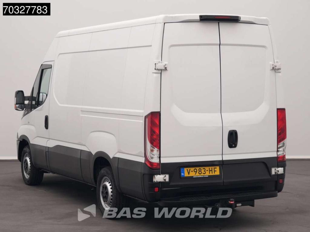 Iveco Daily 35S13 L2H2 3,5t Trekhaak Airco L2 Airco Trekhaak Foto 6