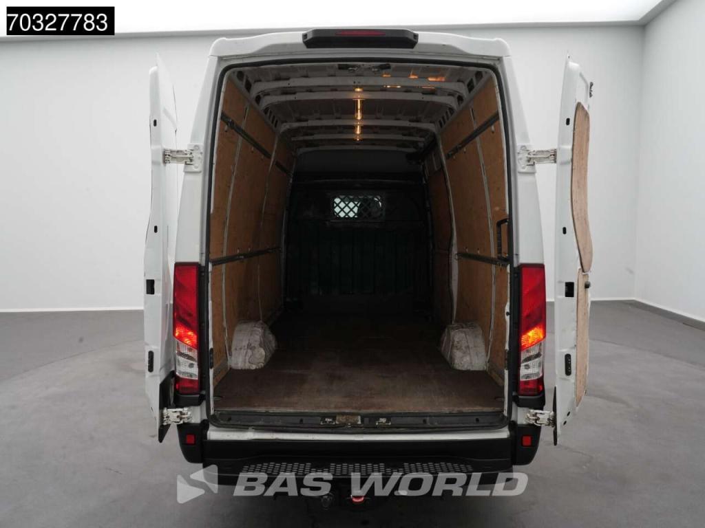 Iveco Daily 35S13 L2H2 3,5t Trekhaak Airco L2 Airco Trekhaak Foto 8